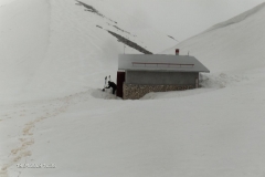 al-rifugio-con-la-neve-19apr2009-044