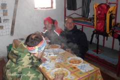 al-rifugio-con-la-neve-19apr2009-054