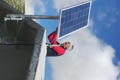 Pannello-fotovoltaico-sul-Rifugio-027a