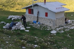Pannello-fotovoltaico-sul-Rifugio-037b